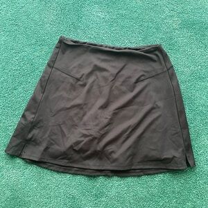 old navy high-rise tennis skirt black size medium